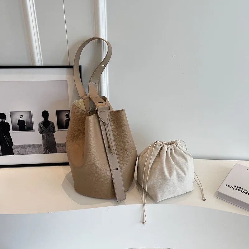 Anna | Minimalistisk Bucket